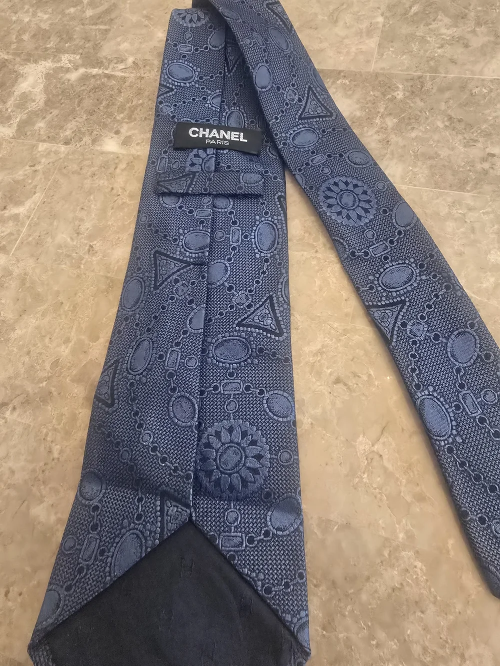 CHANEL  Blue Vintage Tie